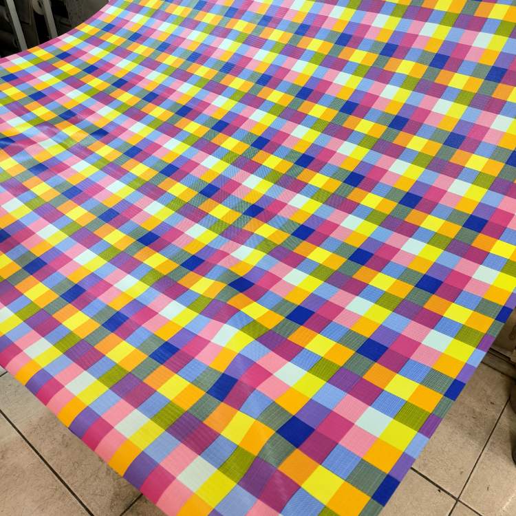 سفره رومیزی متری پارچه ای رزین